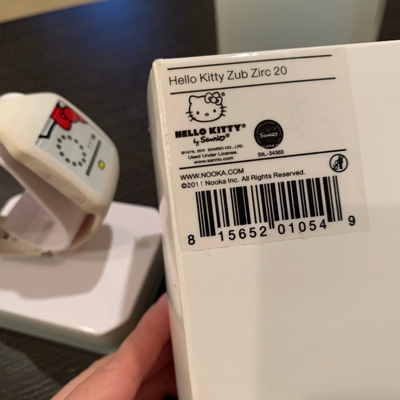 NOOKA Hello Kitty Watch - Picture 6 of 6
